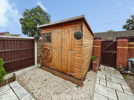 3 bedroom Terraced House to let in Millcroft, Stainforth, Doncaster, DN7