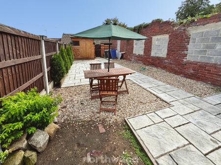 3 bedroom Terraced House to let in Millcroft, Stainforth, Doncaster, DN7