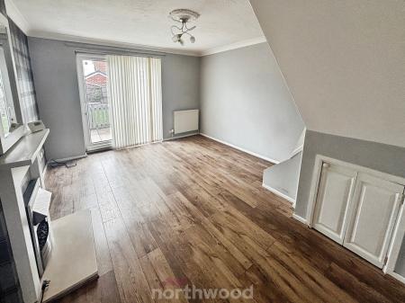 2 bedroom Semi-detached house to let in Homestead Garth, Hatfield, Doncaster, DN7