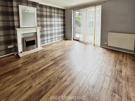 2 bedroom Semi-detached house to let in Homestead Garth, Hatfield, Doncaster, DN7