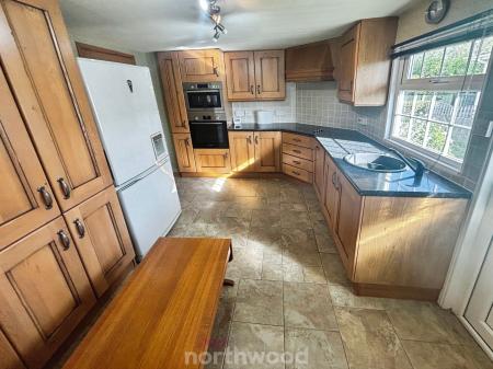 2 bedroom Park home for sale in Redhouse Park Bawtry Road, Hatfield Woodhouse, Doncaster, DN7