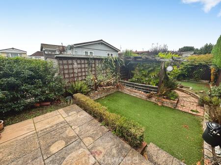 2 bedroom Park home for sale in Redhouse Park Bawtry Road, Hatfield Woodhouse, Doncaster, DN7