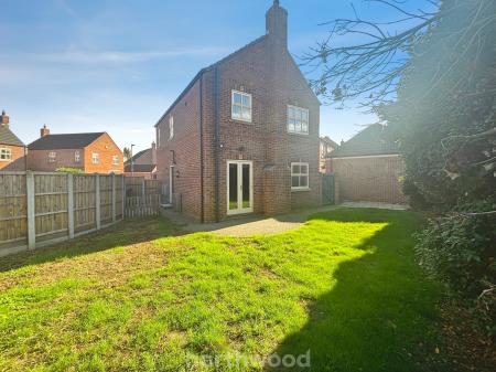 3 bedroom Detached house for sale in Station Court, Hatfield, Doncaster, DN7