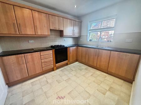 3 bedroom Detached house for sale in Station Court, Hatfield, Doncaster, DN7