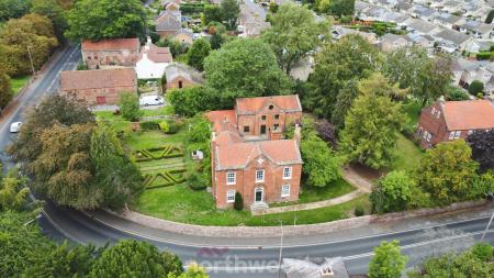 4 bedroom Manor House for sale in Manor Road, Hatfield, Doncaster, DN7