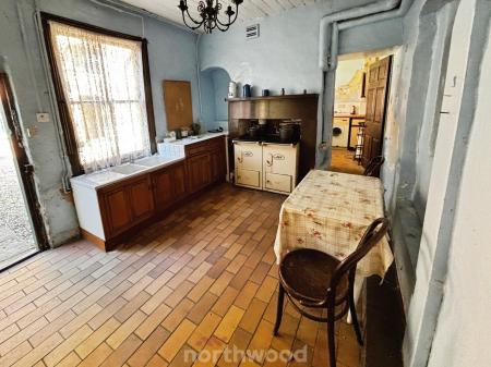 4 bedroom Manor House for sale in Manor Road, Hatfield, Doncaster, DN7