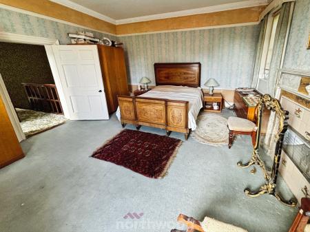 4 bedroom Manor House for sale in Manor Road, Hatfield, Doncaster, DN7