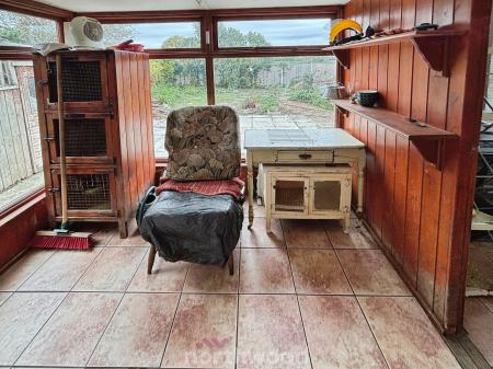 3 bedroom Detached house for sale in Doncaster Road, Stainforth, Doncaster, DN7