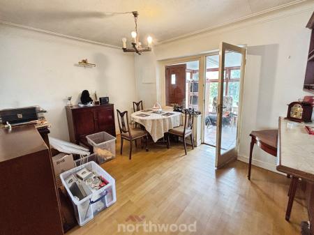 3 bedroom Detached house for sale in Doncaster Road, Stainforth, Doncaster, DN7