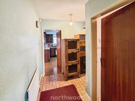 3 bedroom Detached house for sale in Doncaster Road, Stainforth, Doncaster, DN7