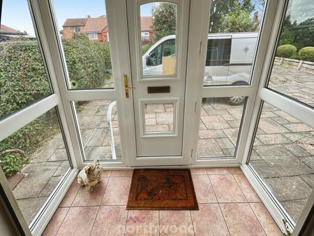 3 bedroom Detached house for sale in Doncaster Road, Stainforth, Doncaster, DN7