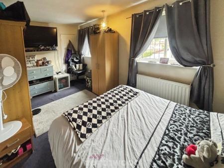 2 bedroom Semi-detached house to let in Coronation Road, Stainforth, Doncaster, DN7