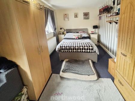 2 bedroom Semi-detached house to let in Coronation Road, Stainforth, Doncaster, DN7