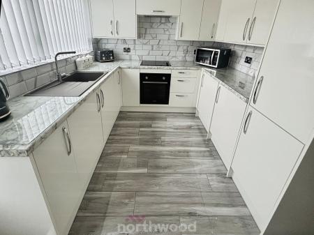 3 bedroom Terraced House for sale in Windsor Road, Stainforth, Doncaster, DN7