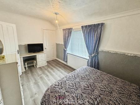 3 bedroom Terraced House for sale in Windsor Road, Stainforth, Doncaster, DN7