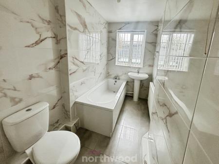 3 bedroom Terraced House for sale in Windsor Road, Stainforth, Doncaster, DN7