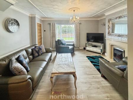 3 bedroom Terraced House for sale in Windsor Road, Stainforth, Doncaster, DN7