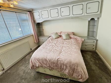 2 bedroom Bungalow for sale in Park Lane Close, Dunsville, Doncaster, DN7