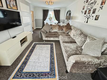 3 bedroom Terraced House for sale in Coronation Road, Stainforth, Doncaster, DN7