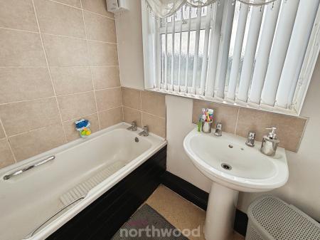 3 bedroom Terraced House for sale in Coronation Road, Stainforth, Doncaster, DN7