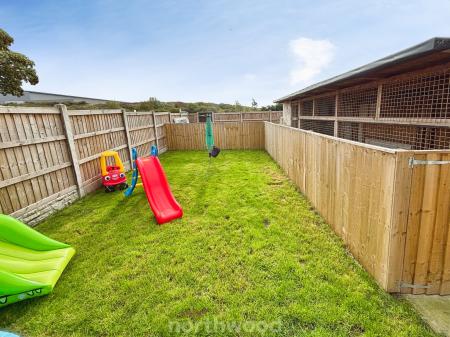3 bedroom Terraced House for sale in Coronation Road, Stainforth, Doncaster, DN7
