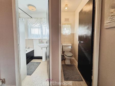 3 bedroom Terraced House for sale in Coronation Road, Stainforth, Doncaster, DN7