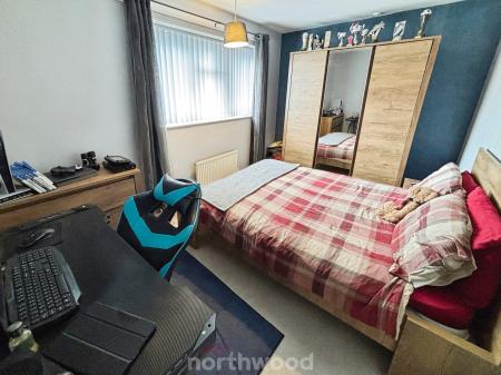 3 bedroom Terraced House for sale in Coronation Road, Stainforth, Doncaster, DN7