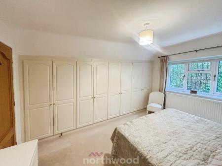 3 bedroom Detached house for sale in Station Road, Hatfield, Doncaster, DN7