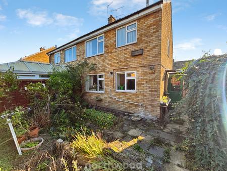 3 bedroom Semi-detached house for sale in Cleveland Way, Hatfield, Doncaster, DN7