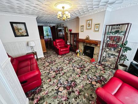 3 bedroom Semi-detached house for sale in Cleveland Way, Hatfield, Doncaster, DN7