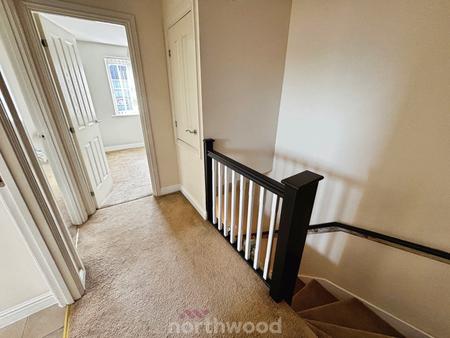 2 bedroom Town house to let in North Street, Doncaster, DN4