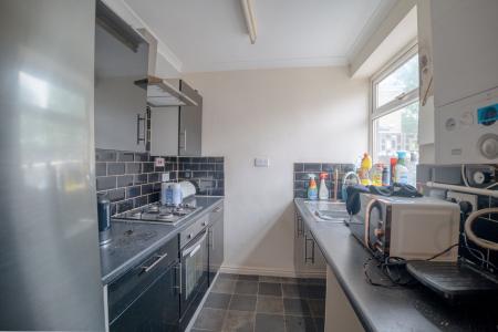 2 bedroom Terraced House for sale in Lishman Terrace, Gateshead, NE40