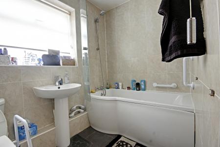 2 bedroom Flat for sale in Olive Street, South Shields, NE33