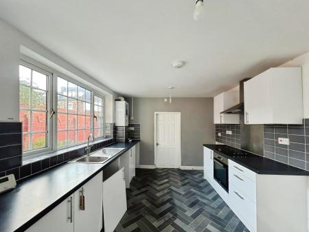 5 bedroom Terraced House for sale in Tunstall Terrace, Sunderland, SR2