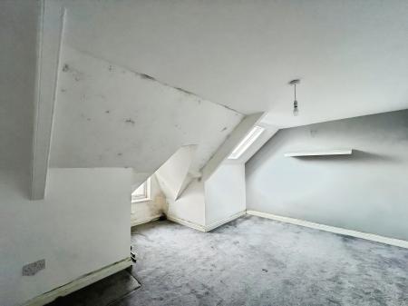 5 bedroom Terraced House for sale in Tunstall Terrace, Sunderland, SR2