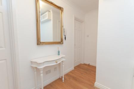 2 bedroom Apartment for sale in Harbour View, South Shields, NE33