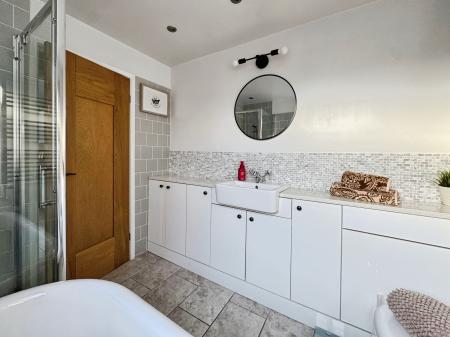 2 bedroom Terraced House for sale in Fulwell Road, Fulwell, Sunderland, SR6