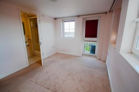 3 bedroom Apartment to let in Ferry Approach, South Shields, NE33