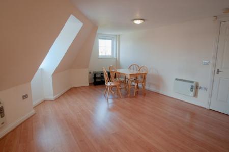 3 bedroom Apartment to let in Ferry Approach, South Shields, NE33