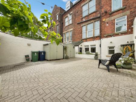 5 bedroom Terraced House for sale in Belford Terrace East, Ashbrooke, Sunderland, SR2