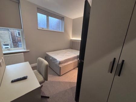 6 bedroom House of Multiple Occupation to let in The Avenue, Wallsend, NE28