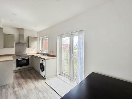 2 bedroom Semi-detached house for sale in Plantation Road, Pallion, Sunderland, SR4