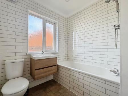 2 bedroom Semi-detached house for sale in Plantation Road, Pallion, Sunderland, SR4