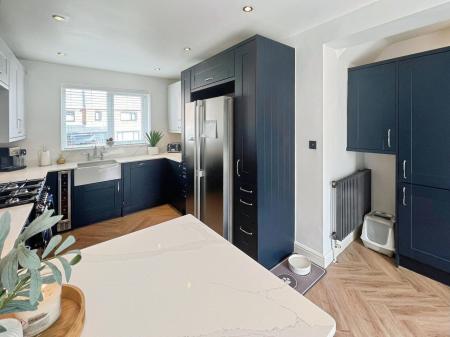 3 bedroom Semi-detached house for sale in Oxford Close, Sunderland, SR3