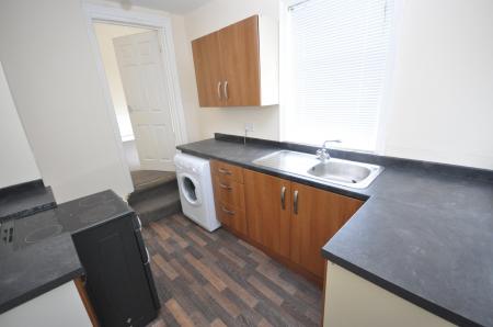 2 bedroom Flat to let in Sandringham Terrace, Roker, Sunderland, SR6