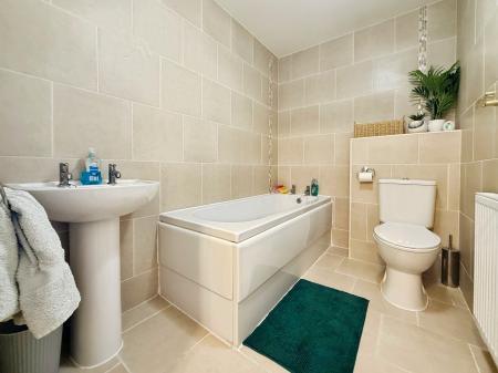 4 bedroom Town house for sale in Douglas Way, Murton, SR7