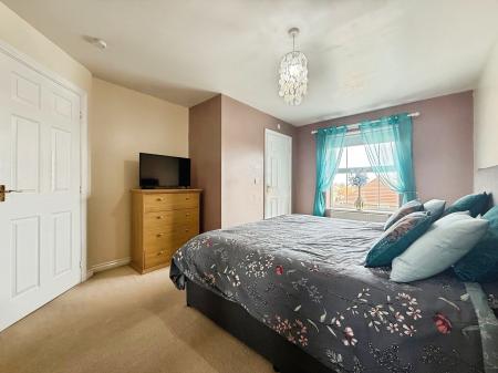 4 bedroom Town house for sale in Douglas Way, Murton, SR7