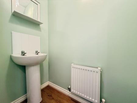 4 bedroom Town house for sale in Douglas Way, Murton, SR7