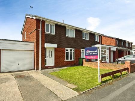 3 bedroom Semi-detached house for sale in Monkswood Square, Silksworth, Sunderland, SR3