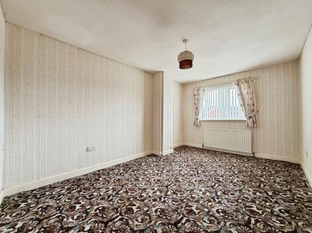 3 bedroom Semi-detached house for sale in Monkswood Square, Silksworth, Sunderland, SR3